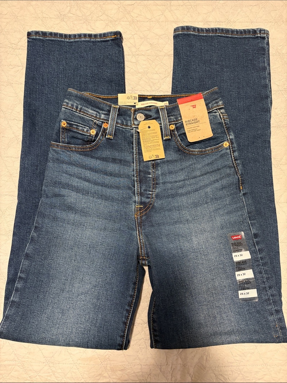 Levi's Women's Blue Straight Leg Jeans with Tags